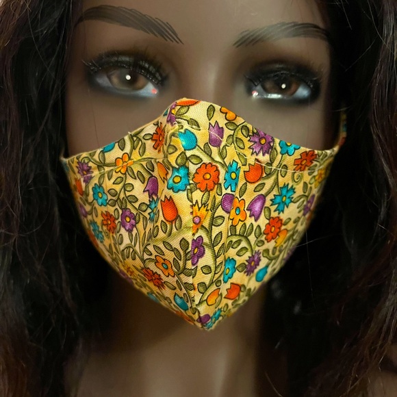 NEW HANDMADE FACE MASK - Picture 1 of 2